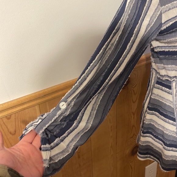 Skye’s The Limit Top - Picture 3 of 6